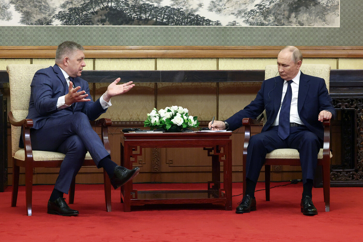 Премьер Словакии Фицо: между Европой и Россией снова возникает железный занавес