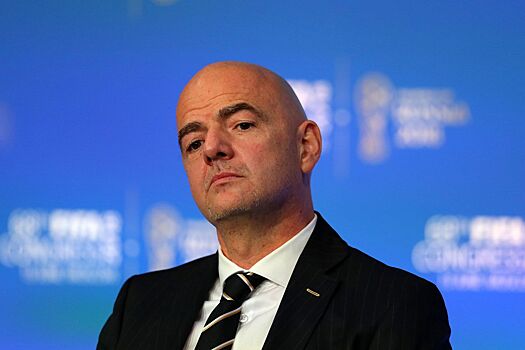 Глава ФИФА Инфантино высказался о скандале с поцелуем Рубиалеса и футболистки