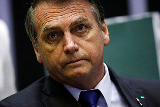 Глава Бразилии думает о назначении сына послом в США