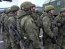 Военные начали усиленное патрулирование всех улиц Алма-Аты с оружием наизготовку