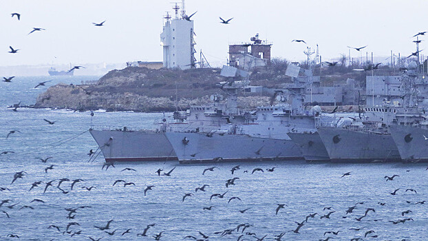 Зачем Киев потребовал у РФ отремонтировать корабли в Крыму