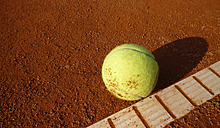 Россиянка Павлюченкова пробилась в четвертьфинал теннисного турнира в Стэнфорде