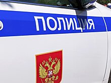 Двое на самокатах обстреляли пару в Петербурге, мужчине попали в глаз