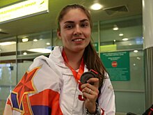 «Больше менять не буду». София Позднякова вернула девичью фамилию после развода с Константином Лохановым