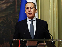 Лавров: Лондон сейчас ведет Зеленского по джунглям мировой политики