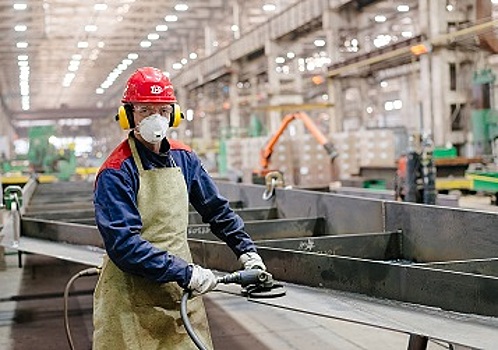 Завод в Таганроге объявил о дополнительном наборе рабочих