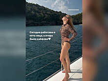Актриса Юлия Пересильд снялась в боди на яхте
