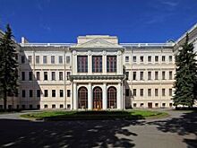Скульптуры северного павильона Аничкова дворца отреставрируют