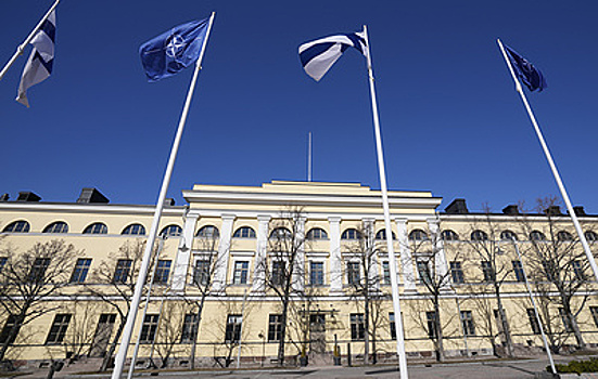 Финляндия не намерена закрывать посольство и консульство в России из-за заморозки счетов