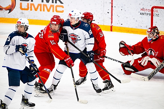 Нижегородская «Чайка» обменялась победами с «Авто» в чемпионате МХЛ