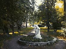 Дворовая скульптура «Белые мишки» в Ижевске оказалась бесхозной