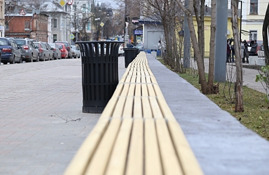 Самая длинная скамейка в Нижнем Новгороде появилась на Чёрном пруду