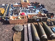 Сотрудники ФСБ нашли тайник с вооружением на бывших позициях иностранных наёмников в Кураховке