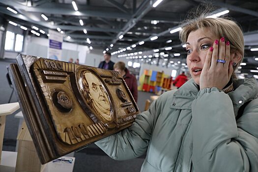 Все за сто: к чему нижегородцев готовит падающий рубль