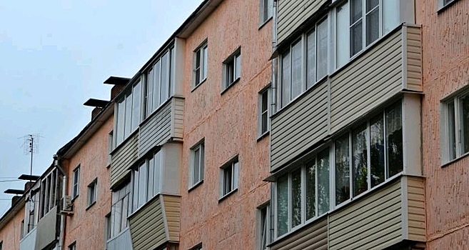 Капитальный ремонт завершат в жилом доме Троицка