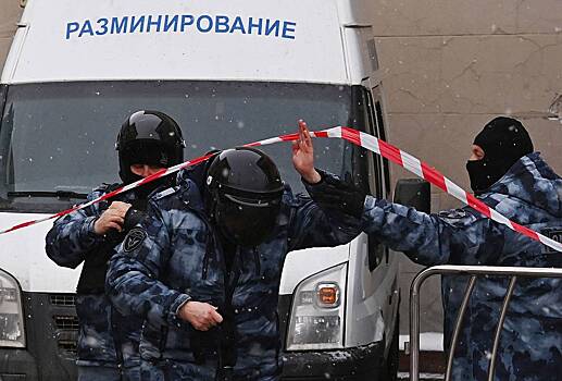 В Санкт-Петербурге на металлургическом заводе предотвращен теракт. Килограммы взрывчатки нашли в пакете около склада