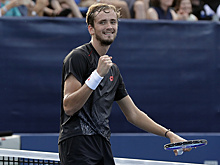 Медведев вышел в финал турнира ATP в Токио