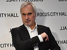 Валерий Меладзе переживает, что его средняя дочь резко похудела
