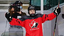Канада громит соперников на ЮЧМ, 15-летний вундеркинд Бедард творит историю. Но в финале у России будут шансы