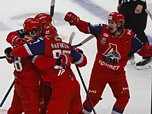 «Локомотив» одержал волевую победу над «Ладой», забросив две шайбы в конце 3-го периода