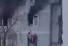 Стали известны подробности спасения девушки из горящей квартиры в Москве