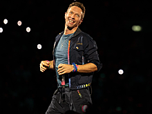 Крис Мартин встречается с Софи Тернер, чтобы вернуть Дакоту Джонсон