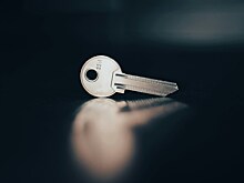 Не поднимайте эти вещи на улице: что сулят найденные ключи, деньги, серьги
