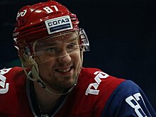 Рафиков перед «Авангардом»: «Не думаю, что стоит выделять именно тройку Ткачева – результата добивается команда. Нужно с ними сыграть более жестко и плотно»