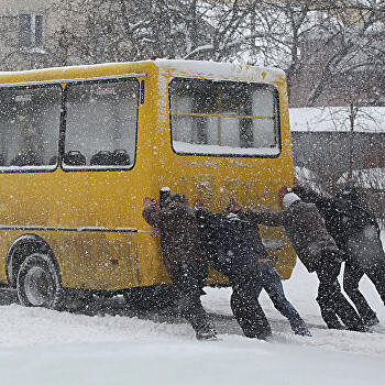 Снегопады, гололедица, лавины и магнитные бури накрывают Украину