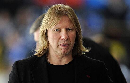 «Сумасшедшие деньги»: как Пугачева скупила песни Дробыша