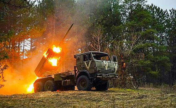 Шойгу посетил пункт управления группировки «Запад»