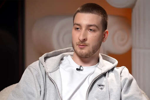 Старший сын Плющенко Егор резко отреагировал на слова отца об их отношениях