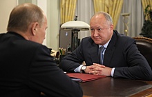 Путин досрочно прекратил полномочия двух губернаторов