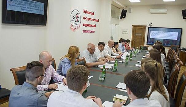 Депутаты ЗСК встретились с активистами волонтерского движения