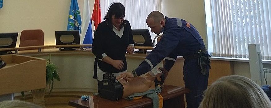 Специалисты отряда «РамСпас» проводят занятия по оказанию первой помощи