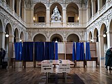 Явка на второй тур президентских выборов во Франции к полудню составила 26,41%