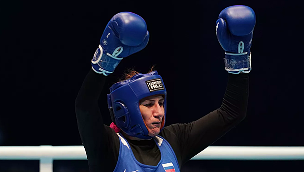 Россиянка Магомедалиева завоевала бронзу Олимпиады-2020 в боксе