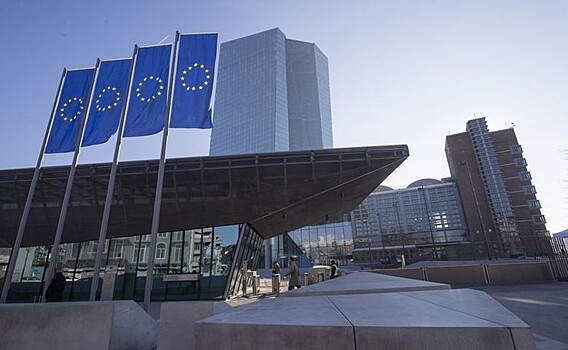 Мальмстрем: ЕК не исключает новых пошлин США на автомобили, готовит ответ в рамках ВТО