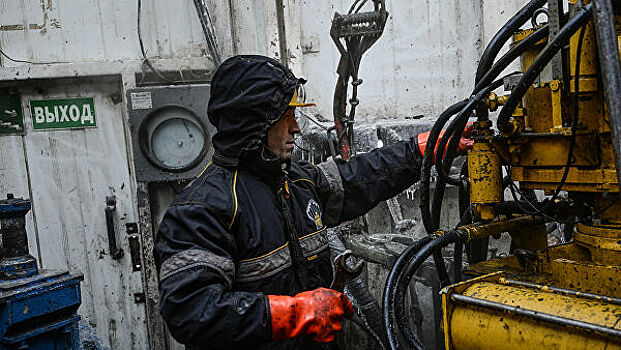 В России экспорт нефти упал более чем на 40%