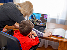 Как игра в «Майнкрафт» делает учебу в разы интереснее: интервью с учителем информатики