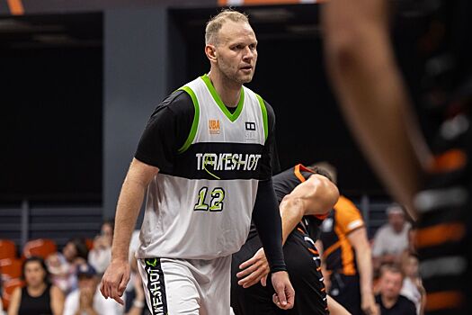 Антон Понкрашов: ты привези Леброна и запихни в российскую лигу. Заиграл бы он или нет?