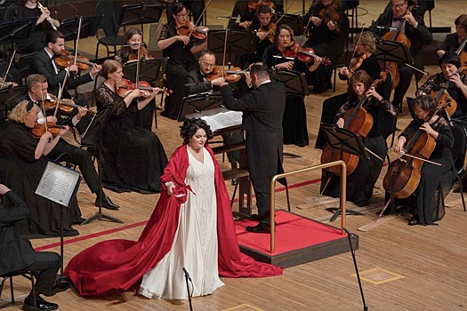 За три недели фестиваля искусств "Хворостовский" зрители увидят звезд оперы и театра