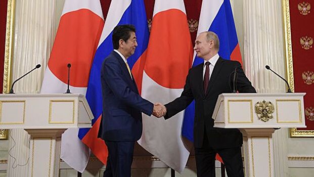 Абэ надеется на прогресс в переговорах с Путиным