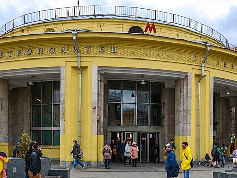 Москвичей предупредили о возможных ограничениях входа на станции метро «Новокузнецкая» и «Китай-город»