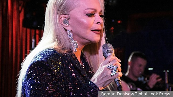 Представитель Долиной Пудовкин: Меры безопасности на концертах артистки усилили