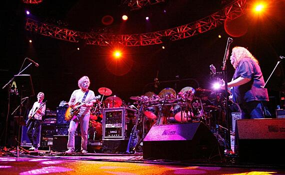 Grateful Dead отыграли прощальный концерт