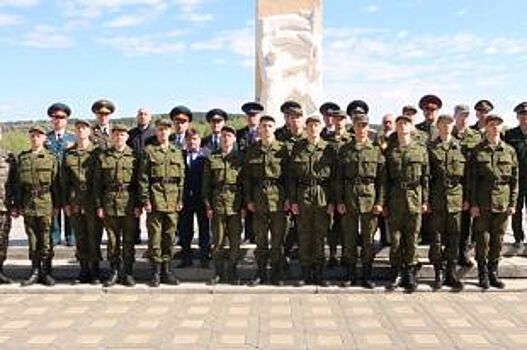 15 призывников из Кузбасса отправятся служить в Президентский полк