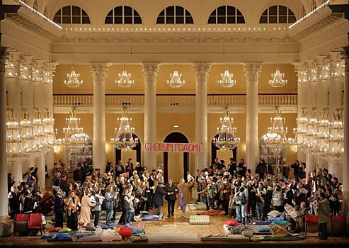 В Мюнхене показали оперу "Война и мир"