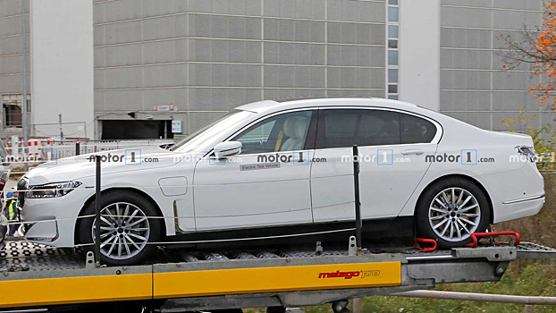 Электрифицированная вариация BMW 7-й серии засветилась перед фотошпионами