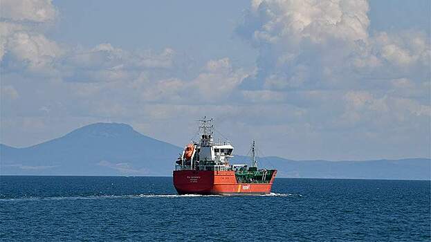 Аргентина отказалась принять российский танкер с СПГ